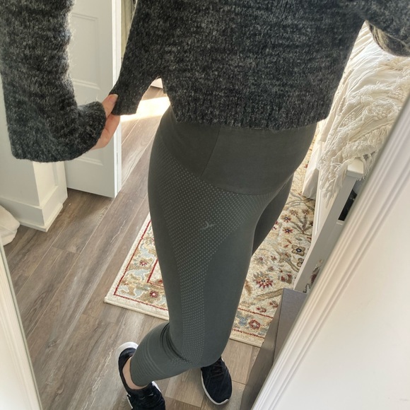 Zara cropped mock neck sweater - Picture 3 of 6